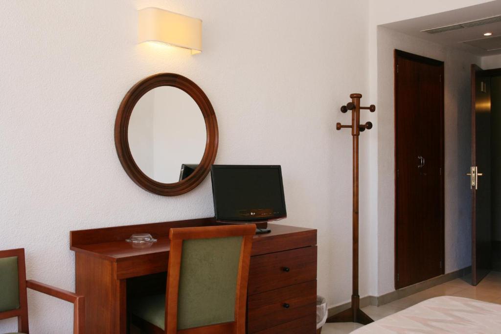 Hotel La Nina Кала-Мільор Номер фото
